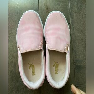 Ladies slip on shoe